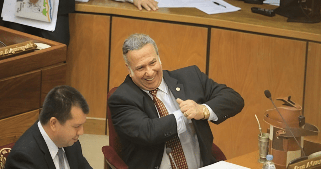 Pensiones parlamentarias reavivan fuerte controversia