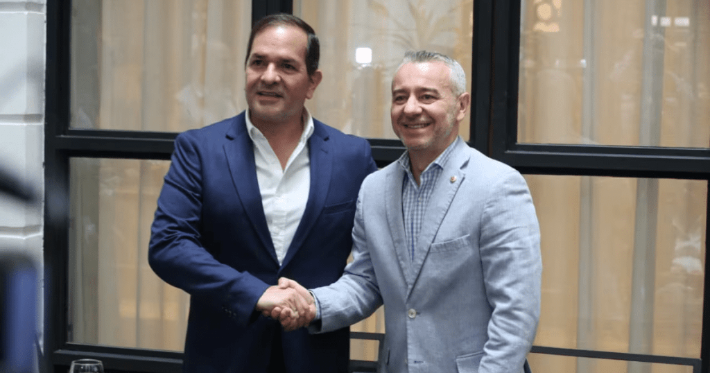 Encuesta sin aviso cambia el tablero colorado