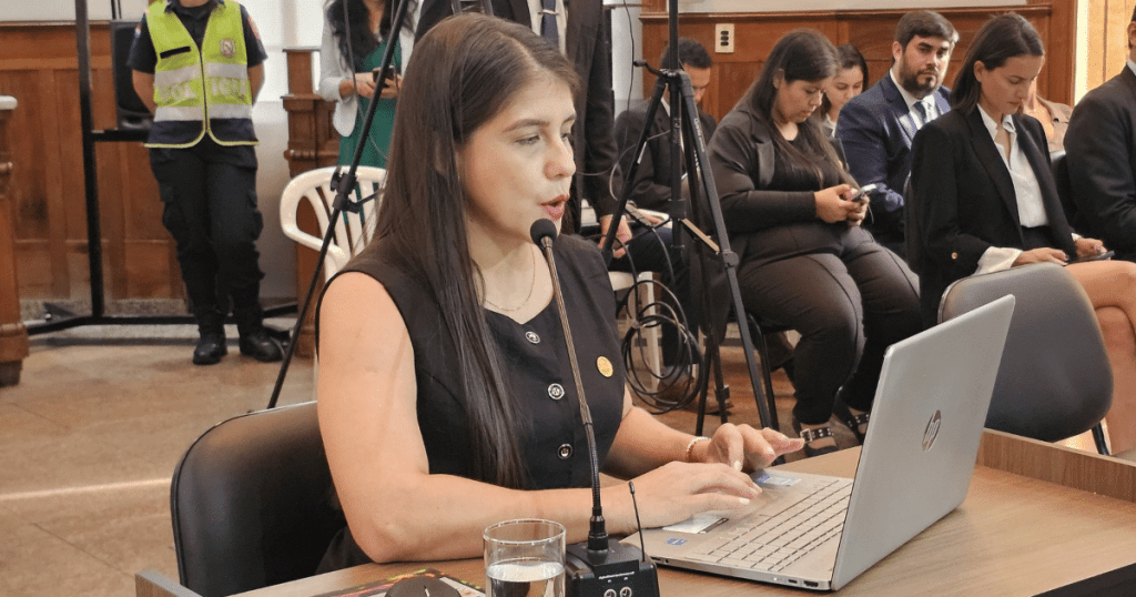 Caso pagarés gira tras pedido contra juez