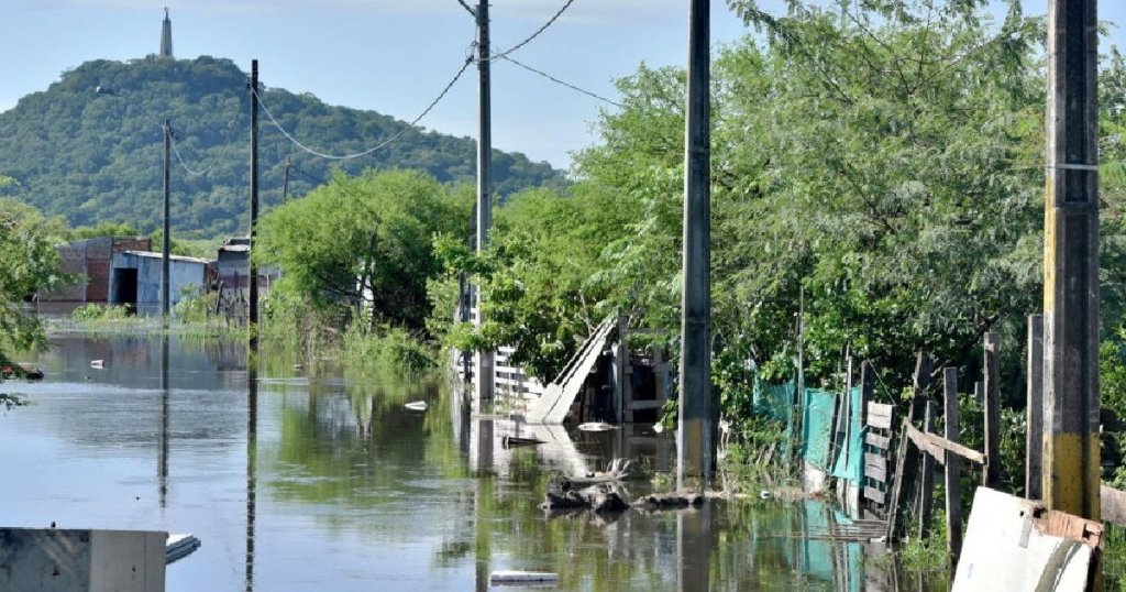 Activan plan de emergencia para familias en zonas ribereñas