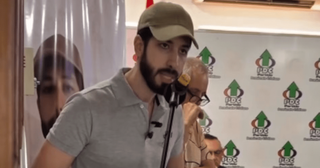 Bukele’i anuncia despidos masivos y apunta al PLRA